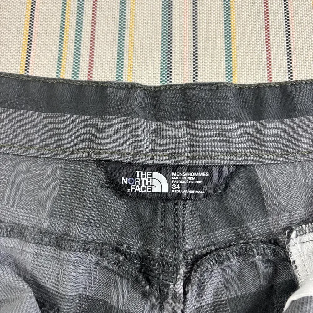 The North Face Shorts Mens 34 Gray Stripe Chino 9.5 Inseam Stretch Canvas Casual